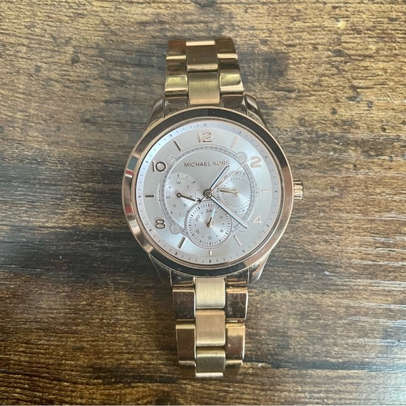 Michael Kors Accessories - Michael Kors Runway MK6589 100mm Watch